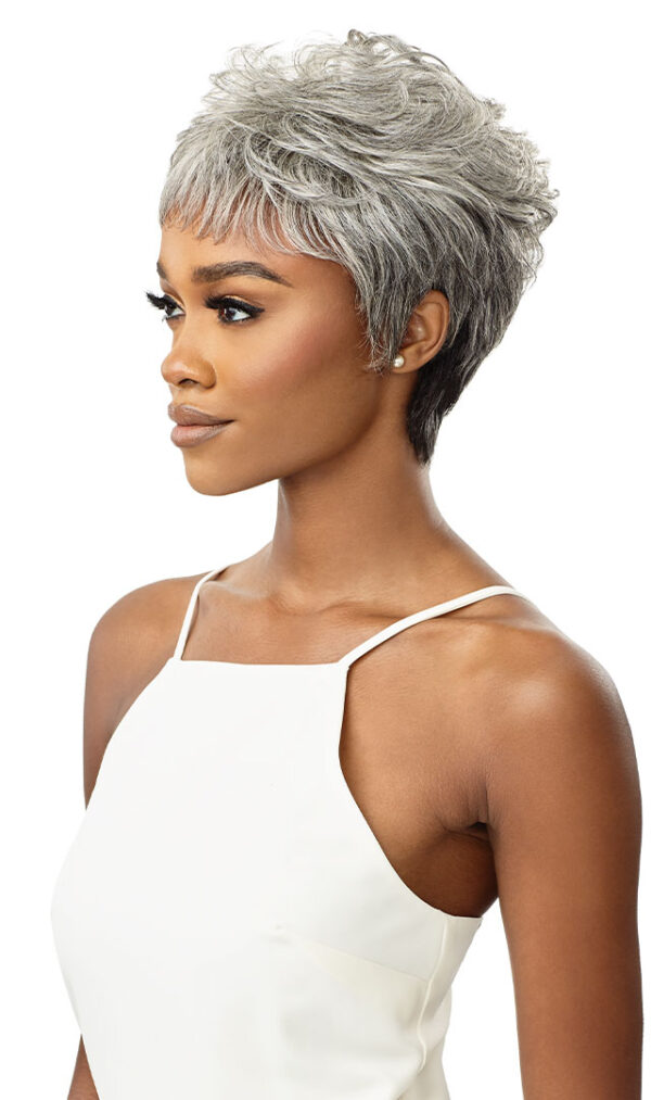 OUTRE FAB & FLY FULL CAP WIG GRAY GLAMOUR- HH- THEODORA - Image 3