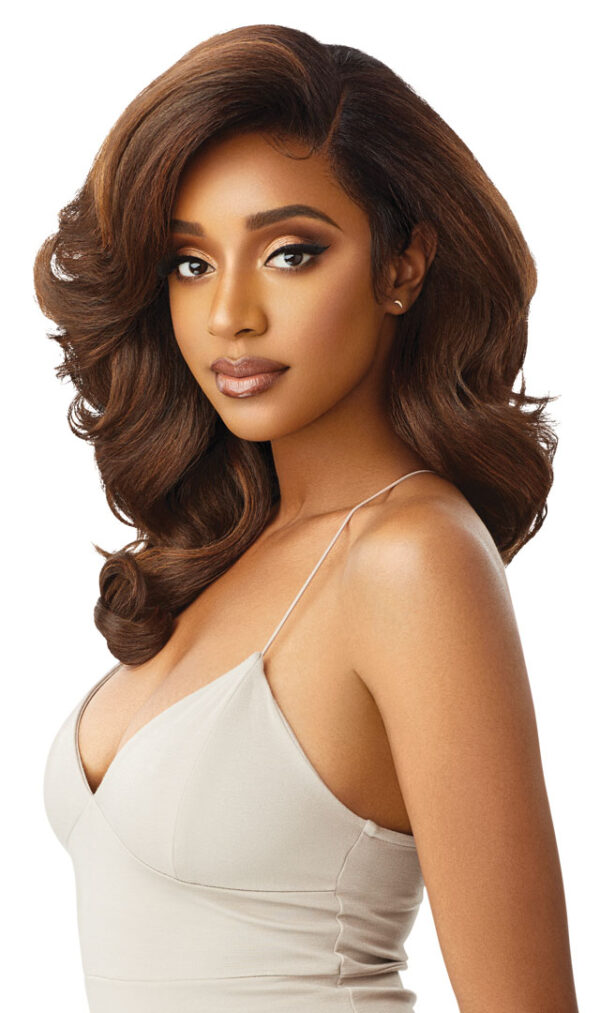 OUTRE LACE FRONT PERFECT HAIR LINE 13X6 WIG - JULIANNE - Image 4