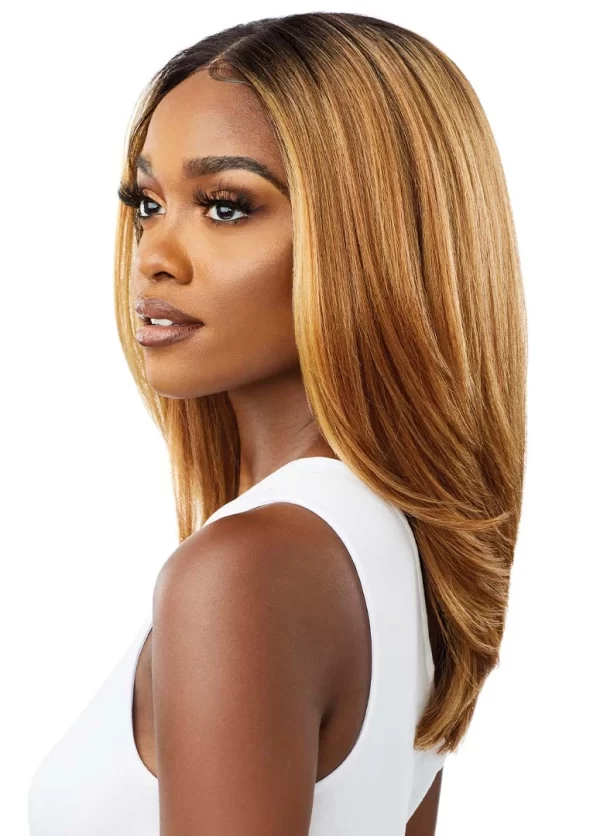 OUTRE LACEFRONT MELTED HAIRLINE LACE FRONT WIG - Martina - Image 5