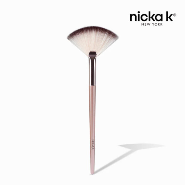 Fan Brush